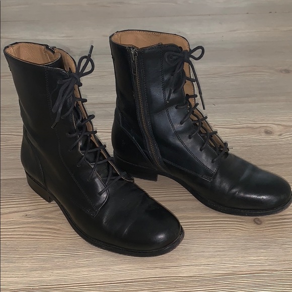 Frye Shoes - FRYE black leather combat boots